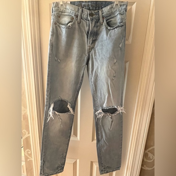 American Eagle Outfitters Jeans Euc American Eagle Distressed Jeans